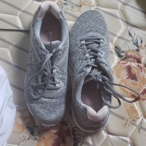 FILA running sneakers